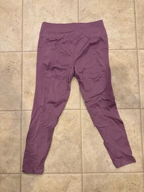 Amazon Plum Women's High-Waist Leggings